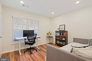 12908 Fair Briar Ln, Fairfax, VA 22033 - Photo 23