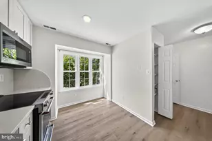 4123 Weeping Willow Ct, Chantilly, VA 20151 - Photo 9
