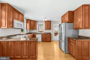 6334 Edgemoor Ln, Alexandria, VA 22312 - Photo 19