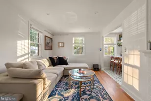 2902 Summerfield Rd, Falls Church, VA 22042 - Photo 3
