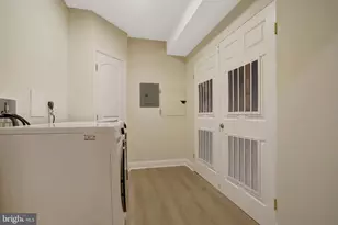 8305 Covington Woods Ct, Springfield, VA 22153 - Photo 35