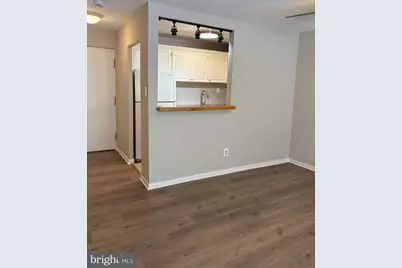 6001 Arlington Boulevard #307, Falls Church, VA 22044 - Photo 5