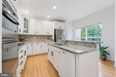13280 Maple Creek Lane, Centreville, VA 20120 - Photo 13