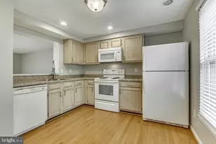 14623 Stone Crossing Ct, Centreville, VA 20120 - Photo 5