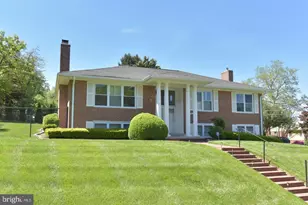 1500 Smith St, McLean, VA 22101 - Photo 1