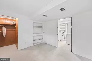 8400 Bound Brook Ln, Alexandria, VA 22309 - Photo 29