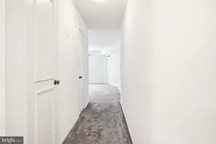 5904 Mt Eagle Dr, Alexandria, VA 22303 - Photo 17