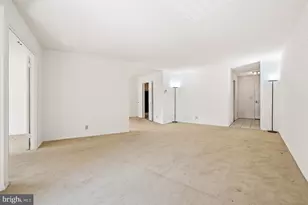 5904 Mt Eagle Dr, Alexandria, VA 22303 - Photo 3