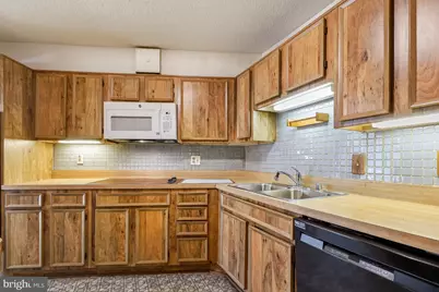 5904 Mount Eagle Drive #114, Alexandria, VA 22303 - Photo 13