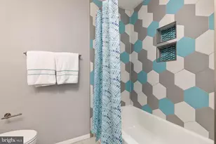 2323 Middle Creek Ln, Reston, VA 20191 - Photo 19