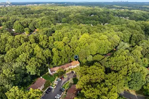 2323 Middle Creek Ln, Reston, VA 20191 - Photo 35