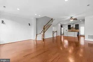 9655 Pullman Pl, Fairfax, VA 22031 - Photo 5