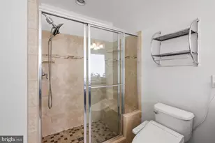 9655 Pullman Pl, Fairfax, VA 22031 - Photo 17