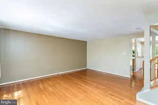6580 Lochleigh Ct, Alexandria, VA 22315 - Photo 5