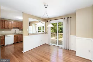 6580 Lochleigh Ct, Alexandria, VA 22315 - Photo 9