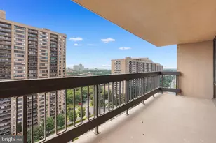 3701 S George Mason Dr, Falls Church, VA 22041 - Photo 21