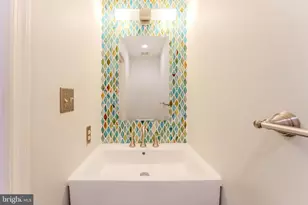 10220 Baltusrol Ct, Oakton, VA 22124 - Photo 5