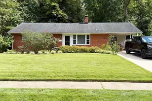 5618 Inverchapel Rd, Springfield, VA 22151 - Photo 1
