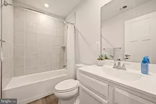 13921 Airfoil Rd, Herndon, VA 20171 - Photo 13