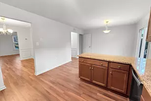 7338 Mallory Ln, Alexandria, VA 22315 - Photo 15