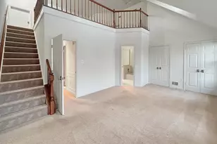 7338 Mallory Ln, Alexandria, VA 22315 - Photo 17