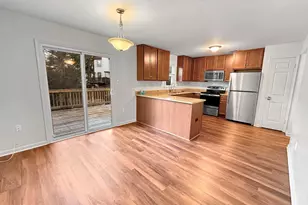 7338 Mallory Ln, Alexandria, VA 22315 - Photo 7