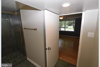 2901 Pine Spring Road, Falls Church, VA 22042 - Photo 9