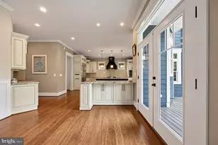 1217 Ross Dr SW, Vienna, VA 22180 - Photo 15