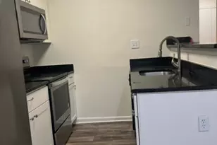 8607 Beekman Pl, Alexandria, VA 22309 - Photo 3