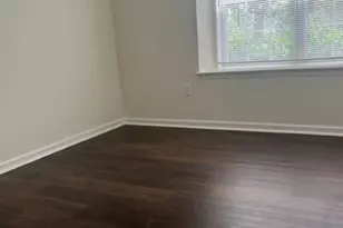8607 Beekman Pl, Alexandria, VA 22309 - Photo 9