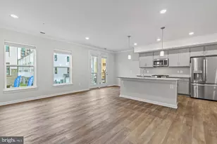 2400 Stella Pl, Alexandria, VA 22303 - Photo 5
