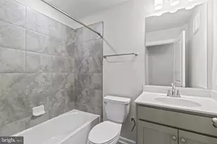 2400 Stella Pl, Alexandria, VA 22303 - Photo 19