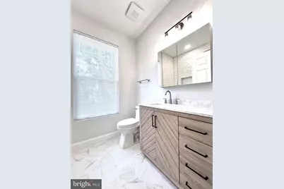 11401-R Windleaf Court #30, Reston, VA 20194 - Photo 11