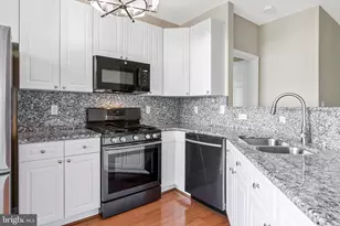 4200 Mozart Brigade Ln, Fairfax, VA 22033 - Photo 19