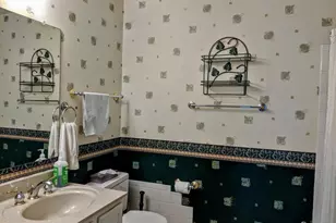 8465 Sevan Ct, Annandale, VA 22003 - Photo 11
