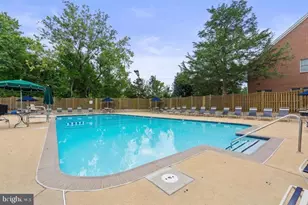 202 Park Terrace Ct SE, Vienna, VA 22180 - Photo 19