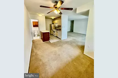202 Park Terrace Court SE #21, Vienna, VA 22180 - Photo 11