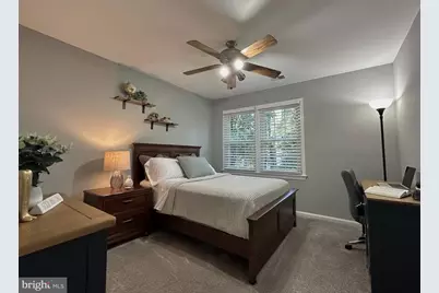 10602 Battalion Landing Court, Burke, VA 22015 - Photo 23