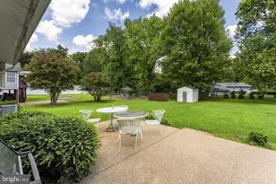 9904 Vale Rd, Vienna, VA 22181 - Photo 15