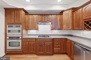3553 Huntley Manor Ln, Alexandria, VA 22306 - Photo 5