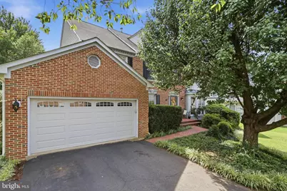 808 Autumn Breeze Court, Herndon, VA 20170 - Photo 3