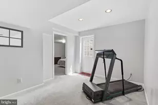 808 Autumn Breeze Ct, Herndon, VA 20170 - Photo 37