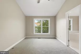 14141 Betsy Ross Ln, Centreville, VA 20121 - Photo 17
