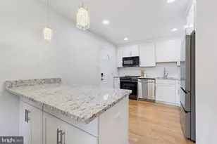 6014 Ticonderoga Ct, Burke, VA 22015 - Photo 9