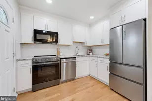 6014 Ticonderoga Ct, Burke, VA 22015 - Photo 11