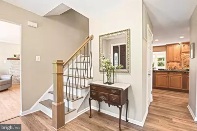 10315 Mountington Court, Vienna, VA 22182 - Photo 7