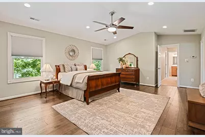 10315 Mountington Court, Vienna, VA 22182 - Photo 31