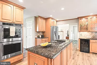 10315 Mountington Court, Vienna, VA 22182 - Photo 17