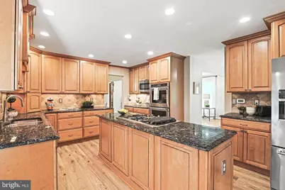 10315 Mountington Court, Vienna, VA 22182 - Photo 15