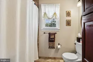14705 Algretus Dr, Centreville, VA 20120 - Photo 31